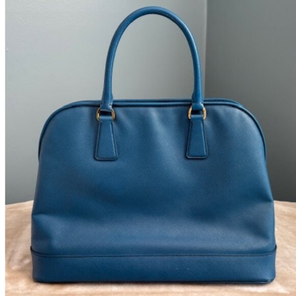 Authentic Prada Saffiano Leather Dome Tote in Beautiful Blue - Picture 2 of 16
